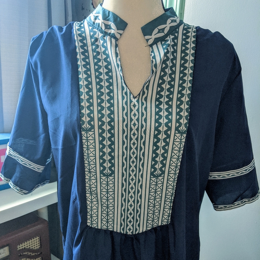 NEW Navy contrast trim notched collar tunic - Picture 4 of 6